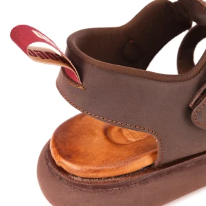 toku marron detalle